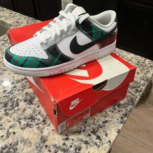Nike Dunk Low Retro